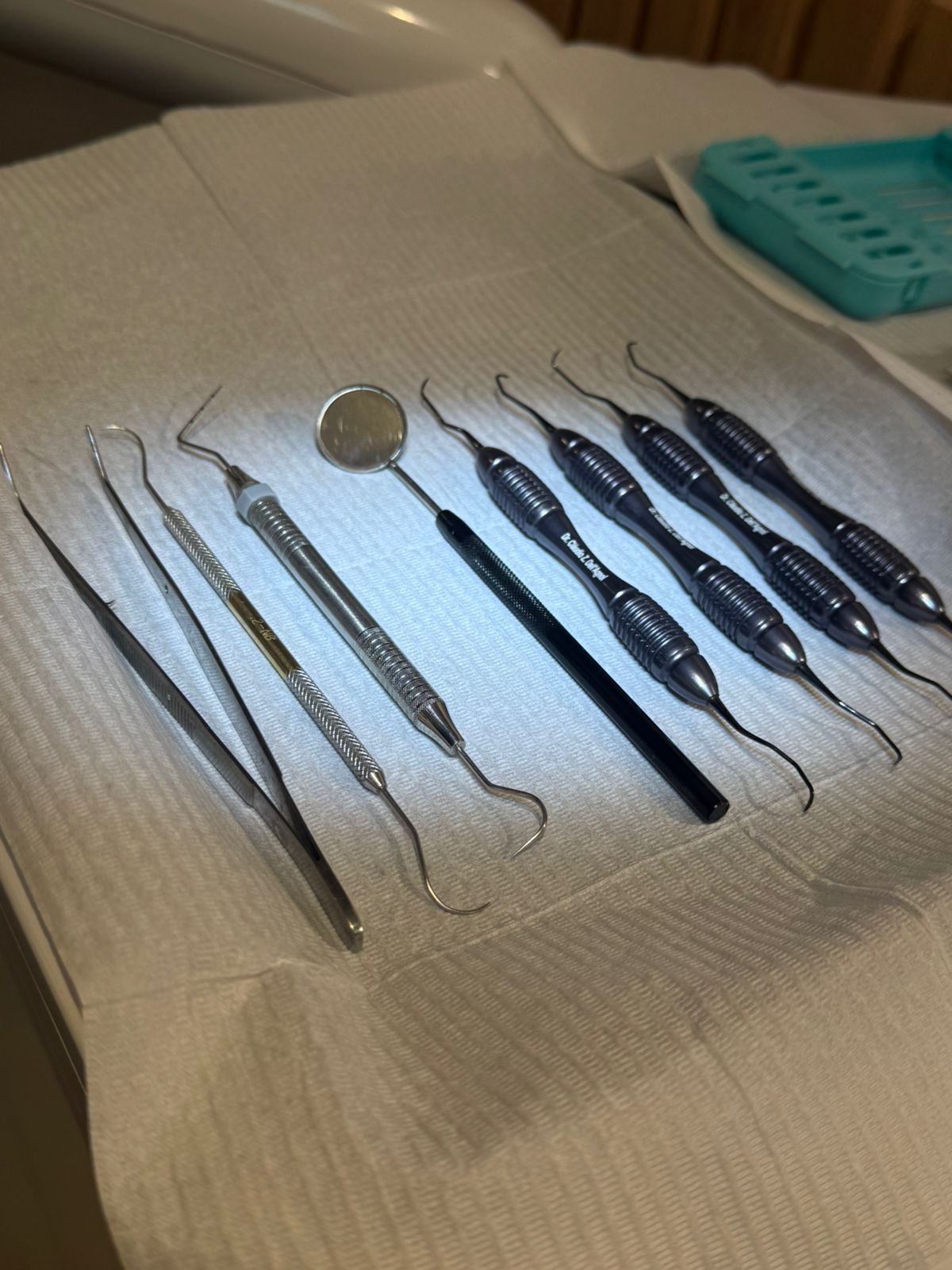 Instrumental especializado para tratamentos periodontais